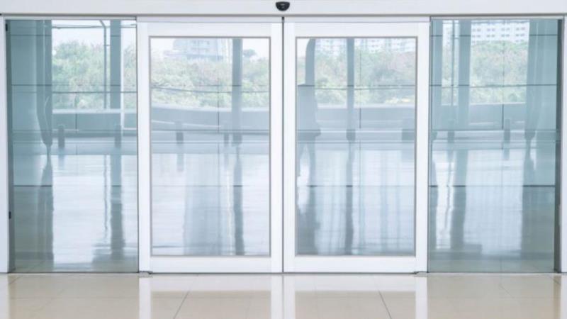 درب اتوماتیک شیشه ای و انواع آن