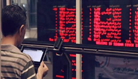 سهام داران گرفتار هیجان های فضای مجازی نشوند