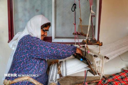 تسهیلات مسکن به هنرمندان صنایع دستی اعطا می شود